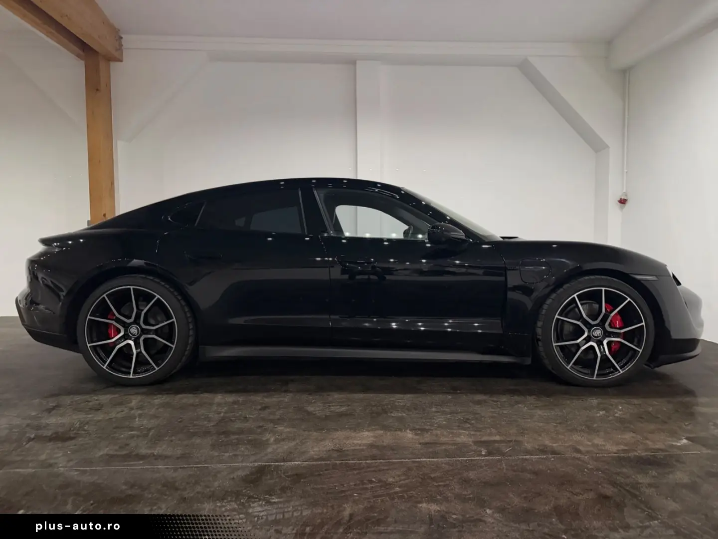 PORSCHE Taycan 4 S Massage Bose Head Up Display