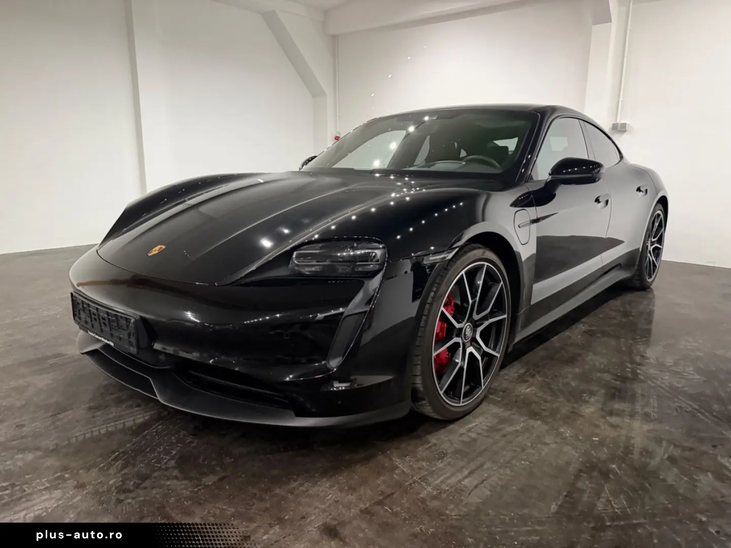 PORSCHE Taycan 4 S Massage Bose Head Up Display