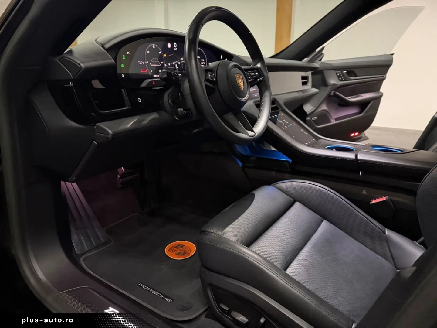 PORSCHE Taycan 4 S Massage Bose Head Up Display