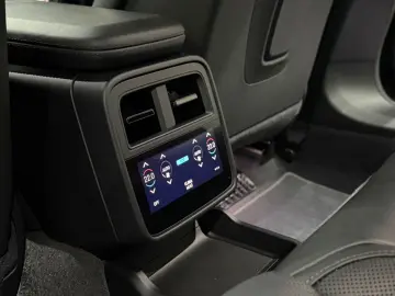 PORSCHE Taycan 4 S Massage Bose Head Up Display