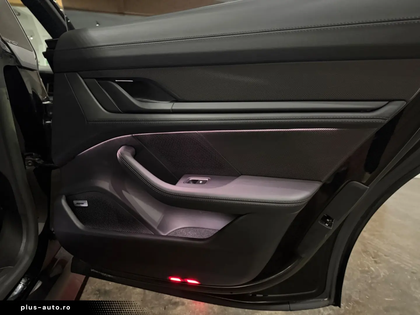 PORSCHE Taycan 4 S Massage Bose Head Up Display