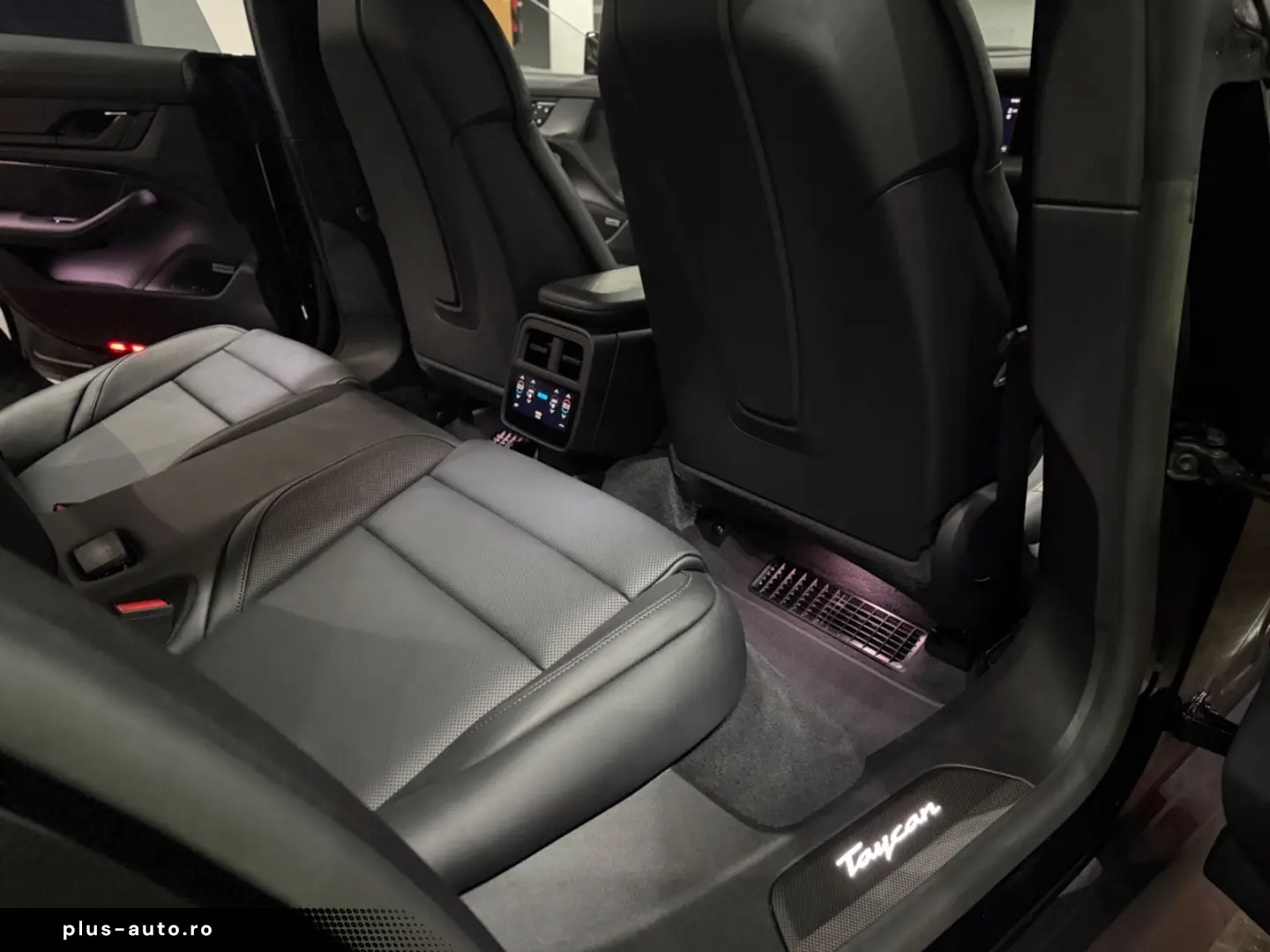 PORSCHE Taycan 4 S Massage Bose Head Up Display