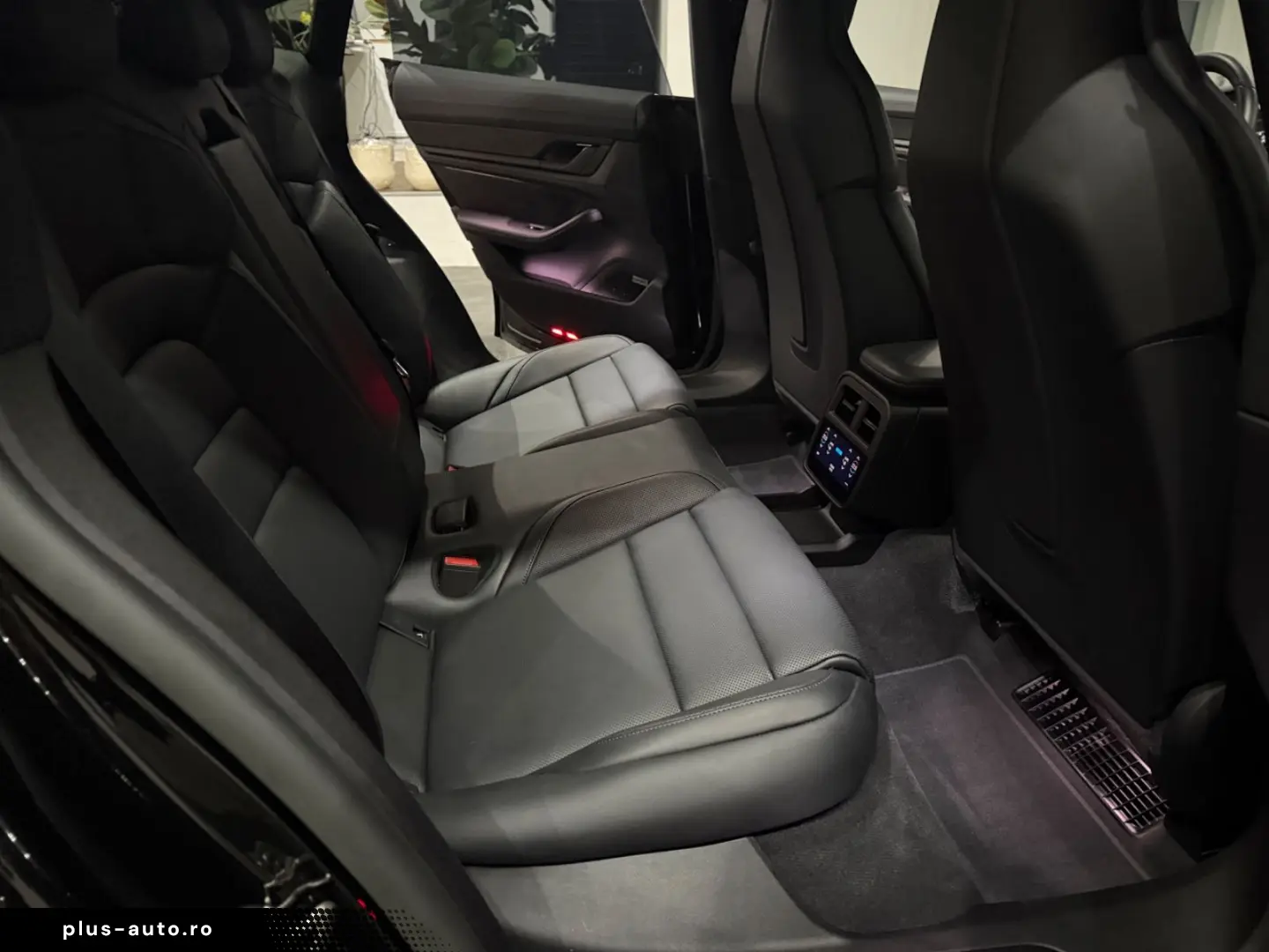 PORSCHE Taycan 4 S Massage Bose Head Up Display