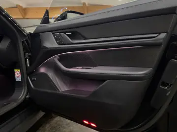 PORSCHE Taycan 4 S Massage Bose Head Up Display