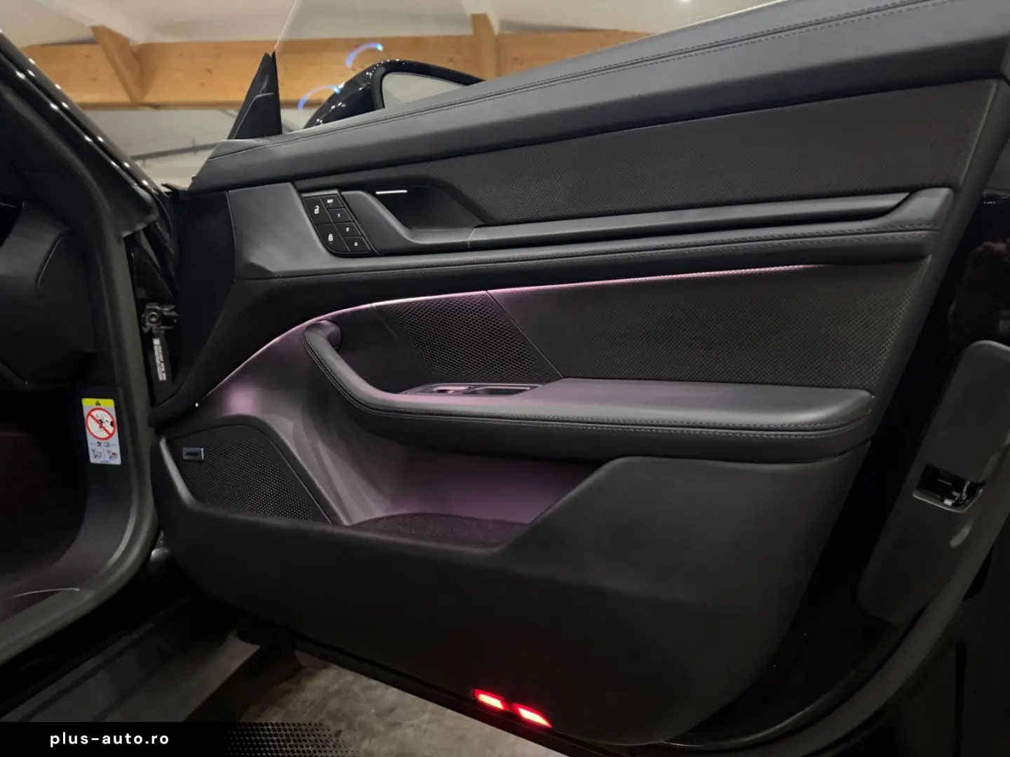 PORSCHE Taycan 4 S Massage Bose Head Up Display