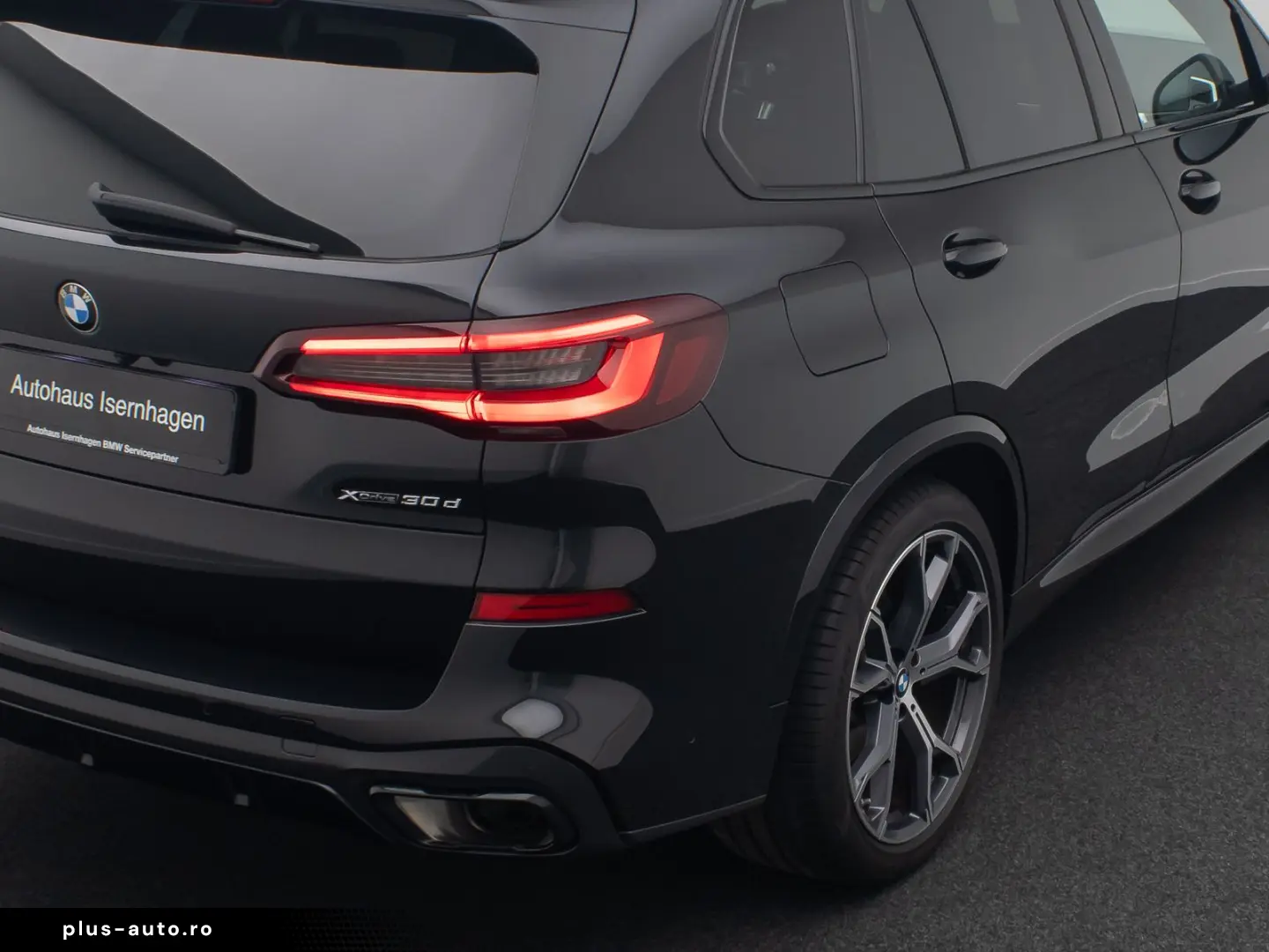 BMW X5 xD30d M Sport Panorama HUD DispKey Individual