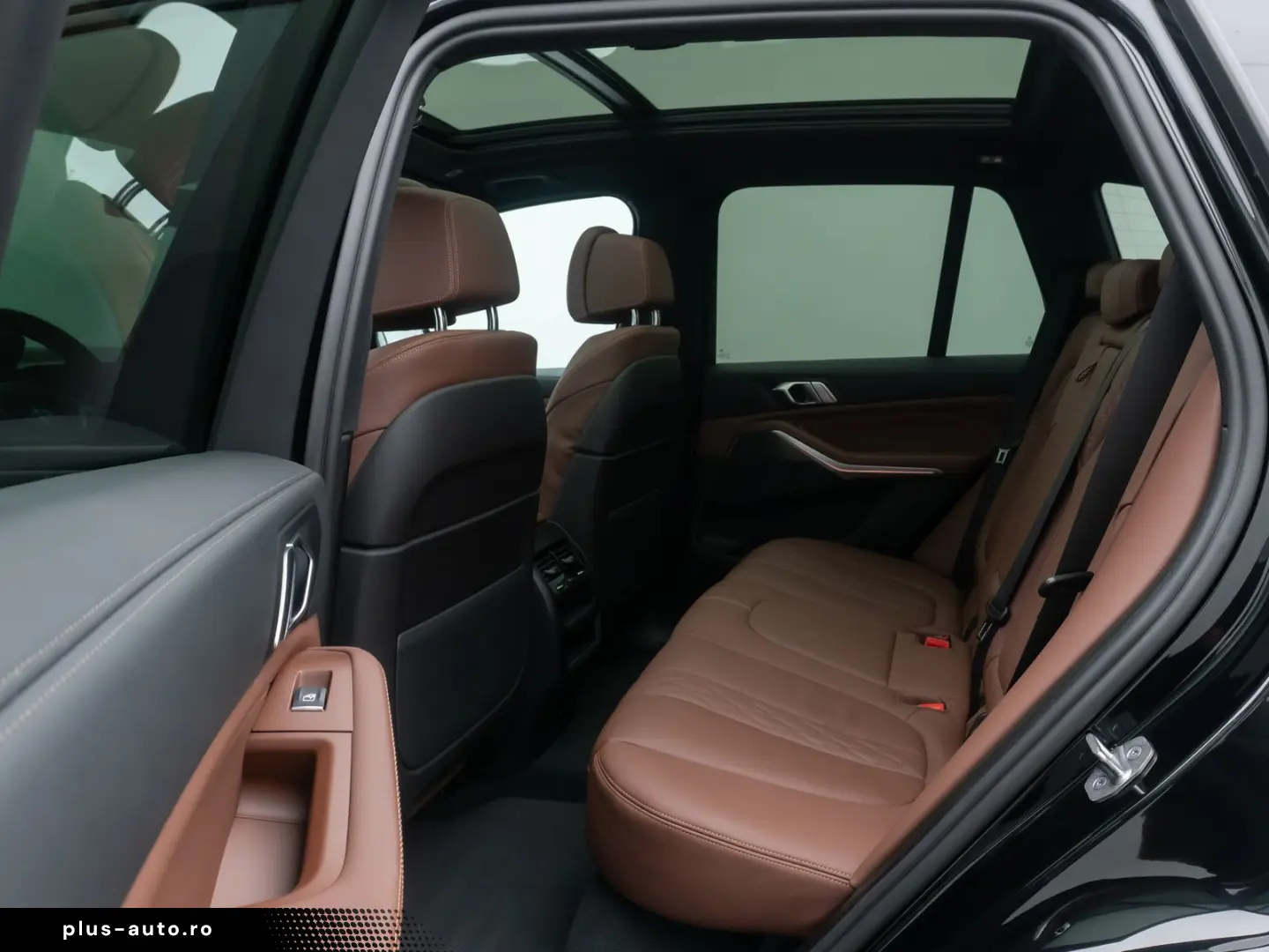 BMW X5 xD30d M Sport Panorama HUD DispKey Individual