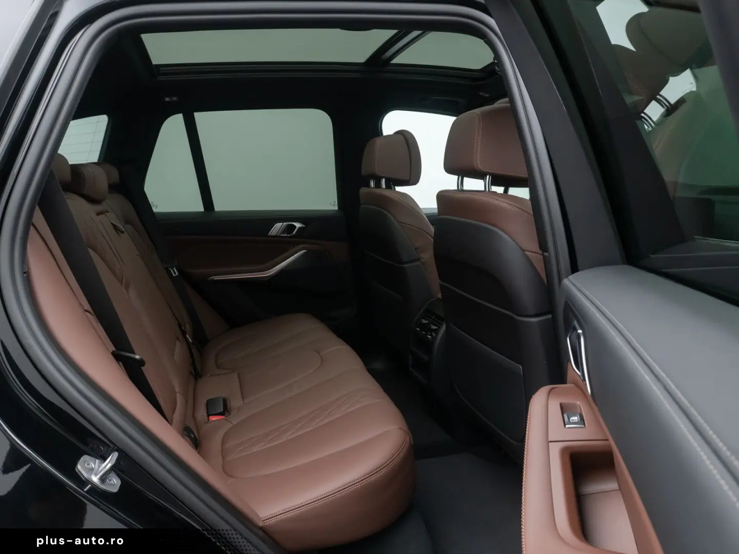 BMW X5 xD30d M Sport Panorama HUD DispKey Individual