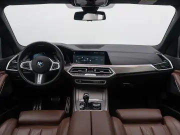 BMW X5 xD30d M Sport Panorama HUD DispKey Individual