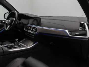 BMW X5 xD30d M Sport HUD DAB DisplayKey HiFi 22Zoll