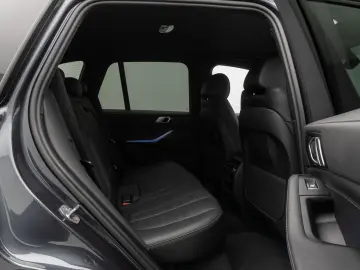 BMW X5 xD30d M Sport HUD DAB DisplayKey HiFi 22Zoll