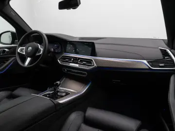 BMW X5 xD30d M Sport HUD DAB DisplayKey HiFi 22Zoll
