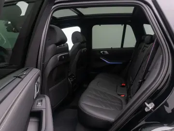 BMW X5 M60i Panorama H K DAB HUD 360  Komfort 22Zoll