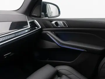 BMW X5 M60i Panorama H K DAB HUD 360  Komfort 22Zoll