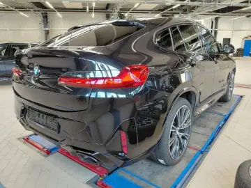 BMW X4 xDrive 30d M Sport ACC AHK HiFi LED LRHZ STHZ