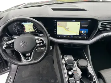 VW Touareg 3.0 V6 TDI R-Line Massage Ventil AirSusp 360