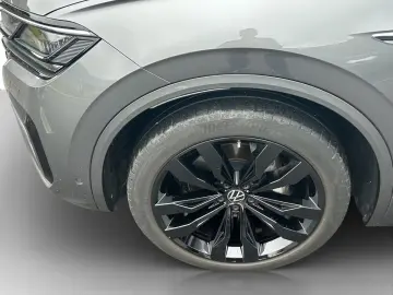 VW Touareg 3.0 V6 TDI R-Line Massage Ventil AirSusp 360