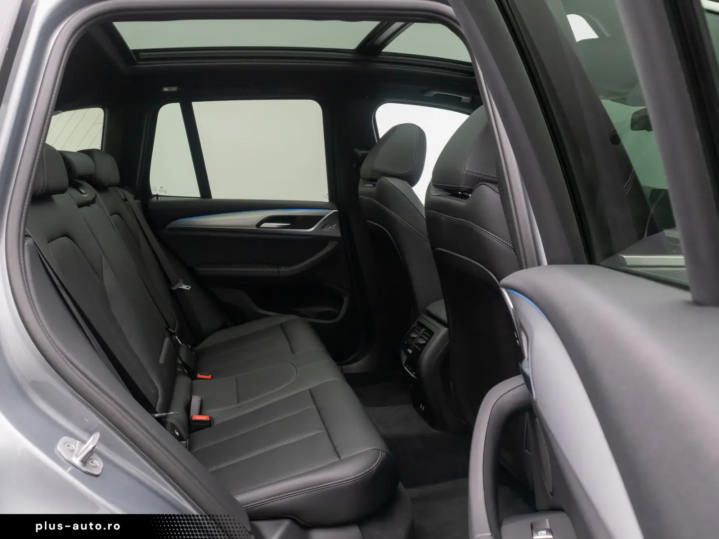 BMW X3 xD30e Alarm DAB HiFi Kamera Sportsitz Panoram