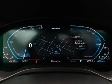 BMW X3 xD30e Alarm DAB HiFi Kamera Sportsitz Panoram