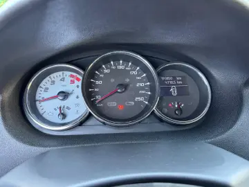 Renault Megane Diesel 1.9 2010 Manuala