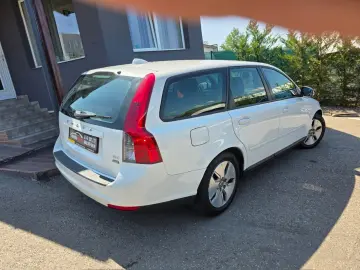 Volvo V50 Diesel 1.6 2010 Manuala