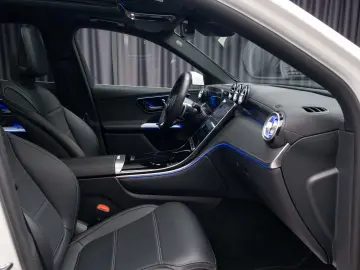 Mercedes-Benz GLC 400e 4MATIC 2023  Plug-in Hybrid 381 CP