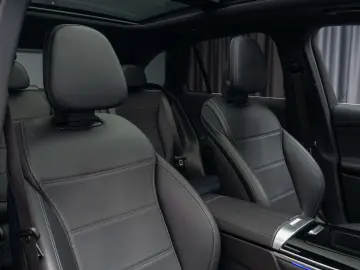 Mercedes-Benz GLC 400e 4MATIC 2023  Plug-in Hybrid 381 CP