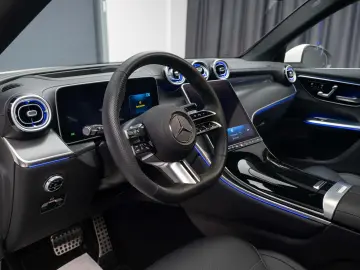 Mercedes-Benz GLC 400e 4MATIC 2023  Plug-in Hybrid 381 CP
