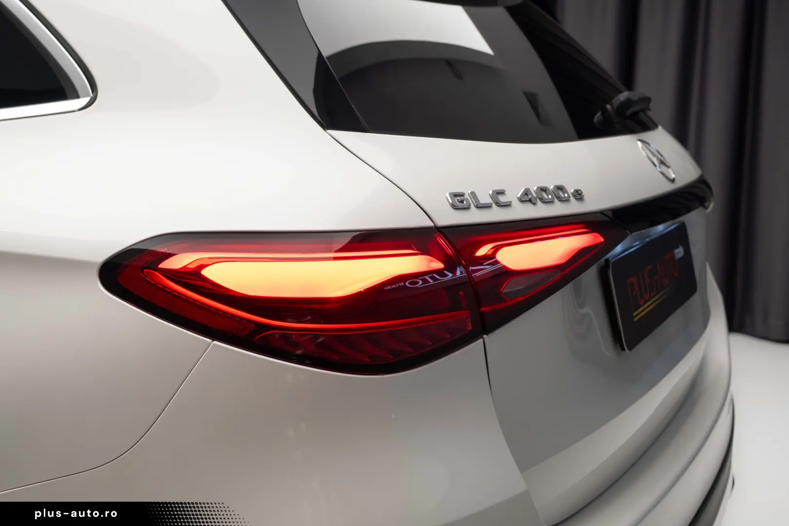 Mercedes-Benz GLC 400e 4MATIC 2023  Plug-in Hybrid 381 CP