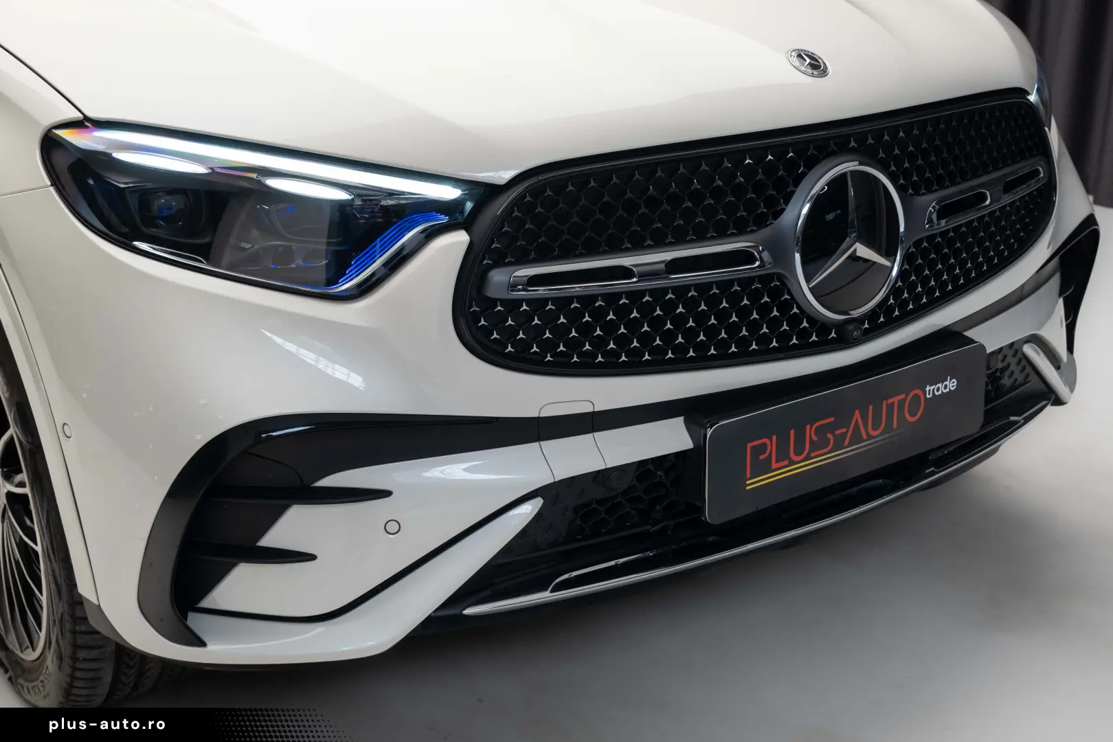 Mercedes-Benz GLC 400e 4MATIC 2023  Plug-in Hybrid 381 CP