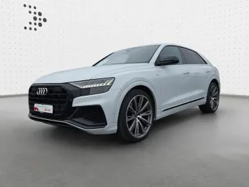 AUDI Q8 SUV TFSI e S line Navi Matrix Alu B&O HUD PDC