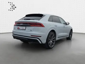 AUDI Q8 SUV TFSI e S line Navi Matrix Alu B&O HUD PDC