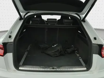 AUDI Q8 SUV TFSI e S line Navi Matrix Alu B&O HUD PDC