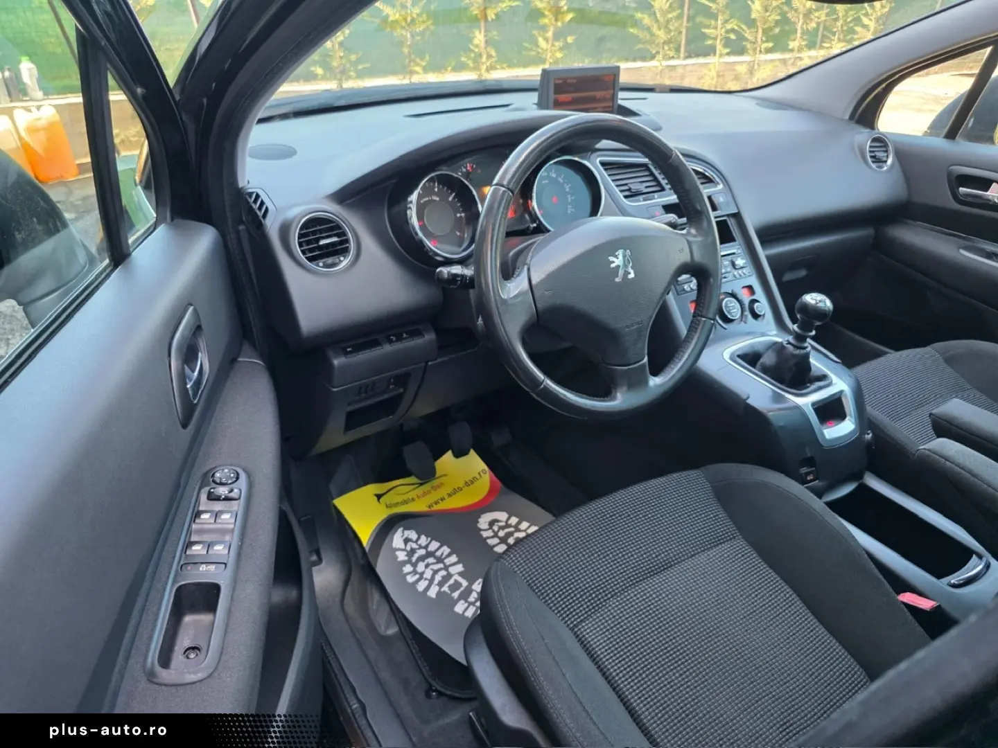 Peugeot 5008 Benzina 1.6 2010 Manuala