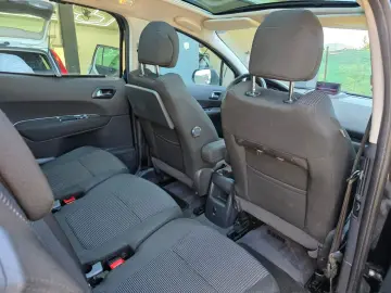 Peugeot 5008 Benzina 1.6 2010 Manuala