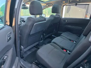 Peugeot 5008 Benzina 1.6 2010 Manuala