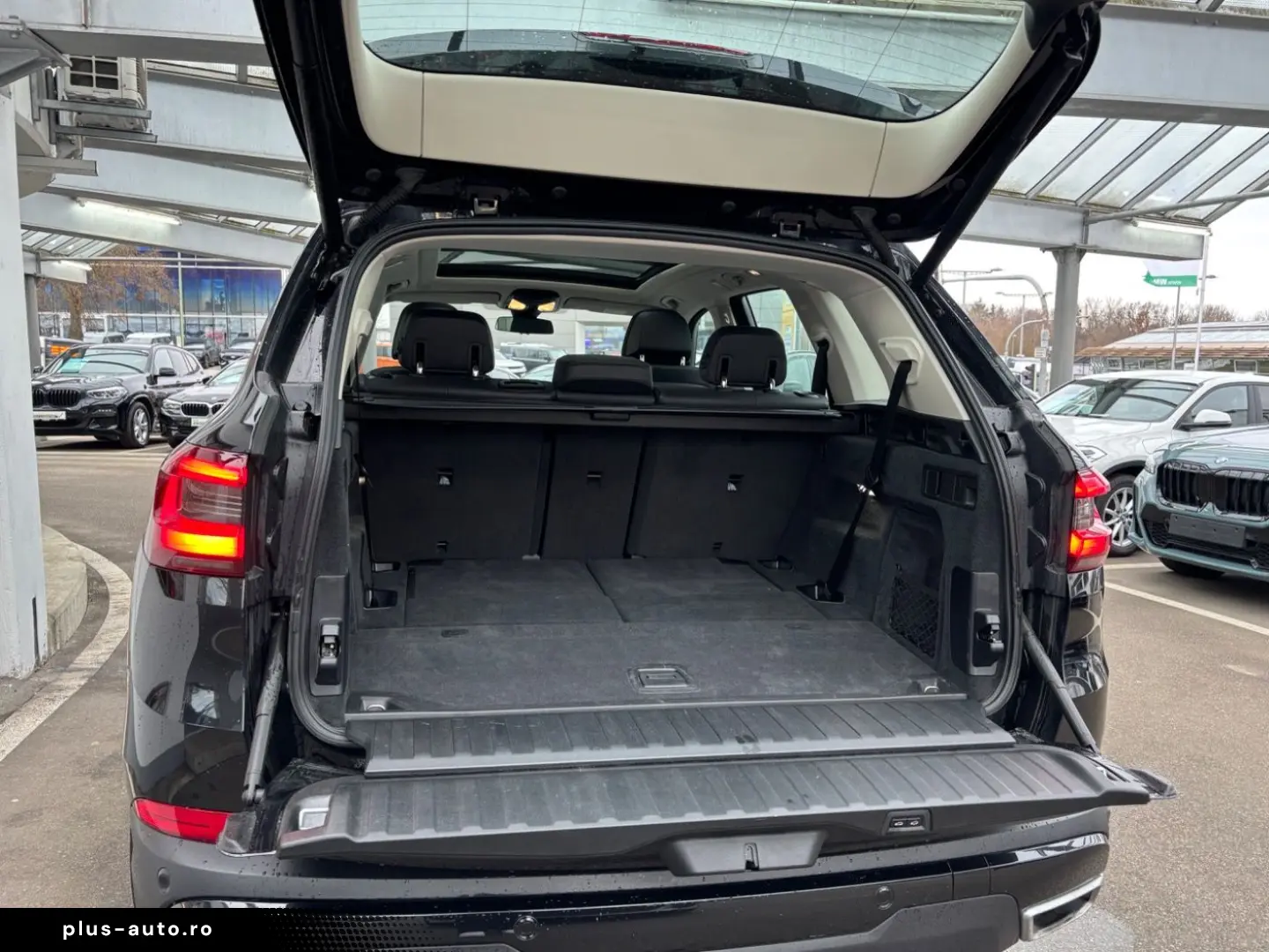 BMW X5 xDrive30d 7-Sitzer LuftFW HUD 2 JAHRE GARANTI