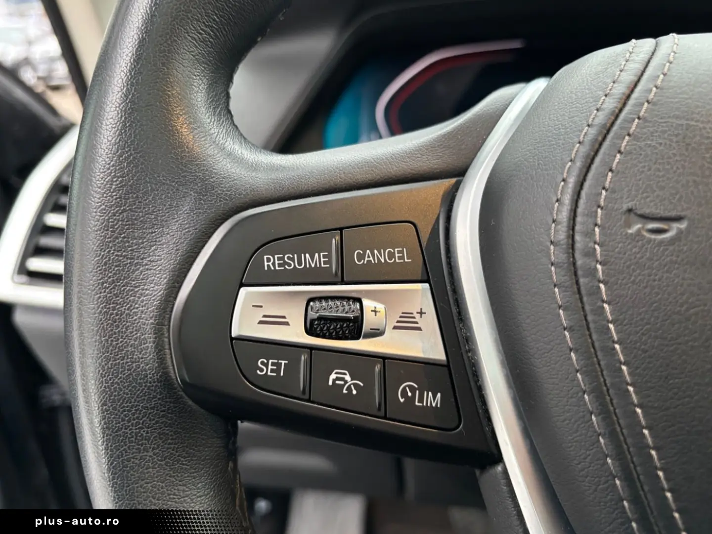 BMW X5 xDrive30d 7-Sitzer LuftFW HUD 2 JAHRE GARANTI