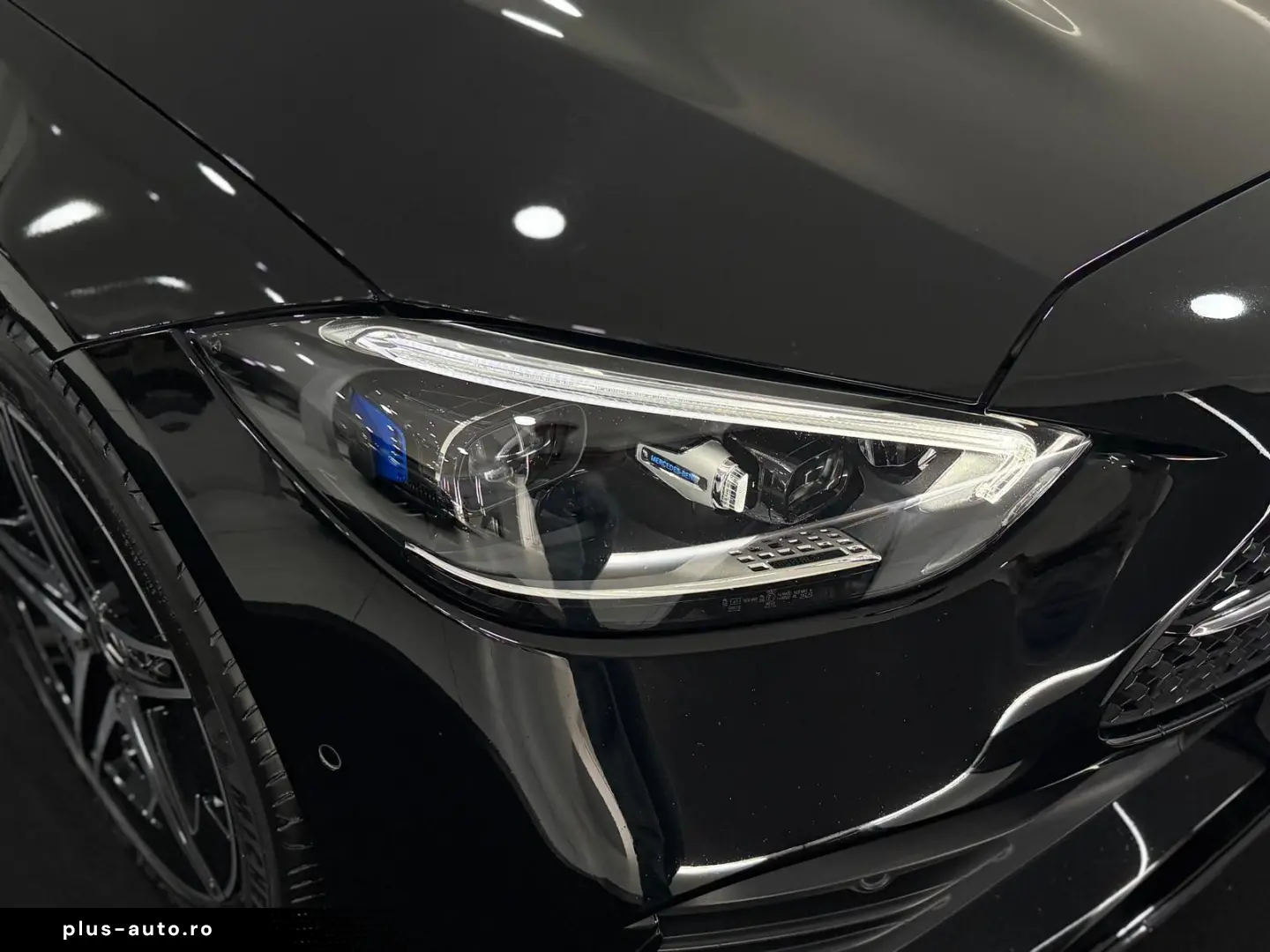 MERCEDES-BENZ C 300 e AMG-LINE  HUD 360 PANO SPUR TOTW LED