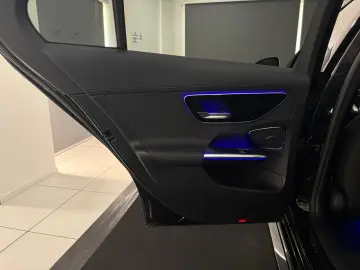 MERCEDES-BENZ C 300 e AMG-LINE  HUD 360 PANO SPUR TOTW LED
