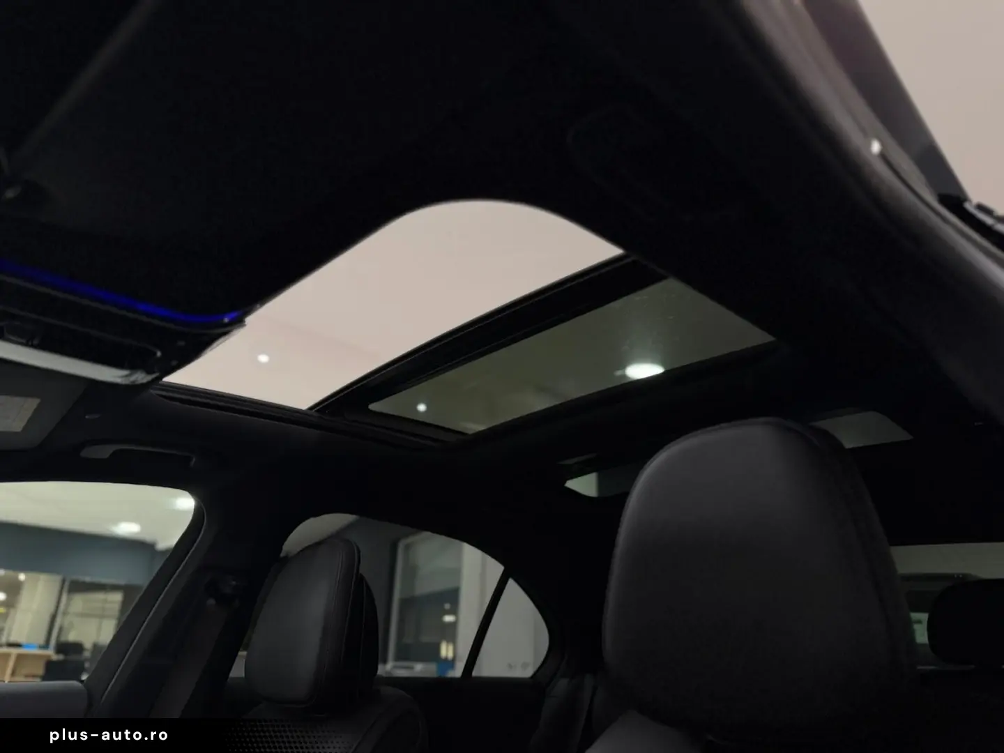 MERCEDES-BENZ C 300 e AMG-LINE  HUD 360 PANO SPUR TOTW LED