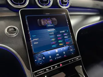 MERCEDES-BENZ C 300 e AMG-LINE  HUD 360 PANO SPUR TOTW LED