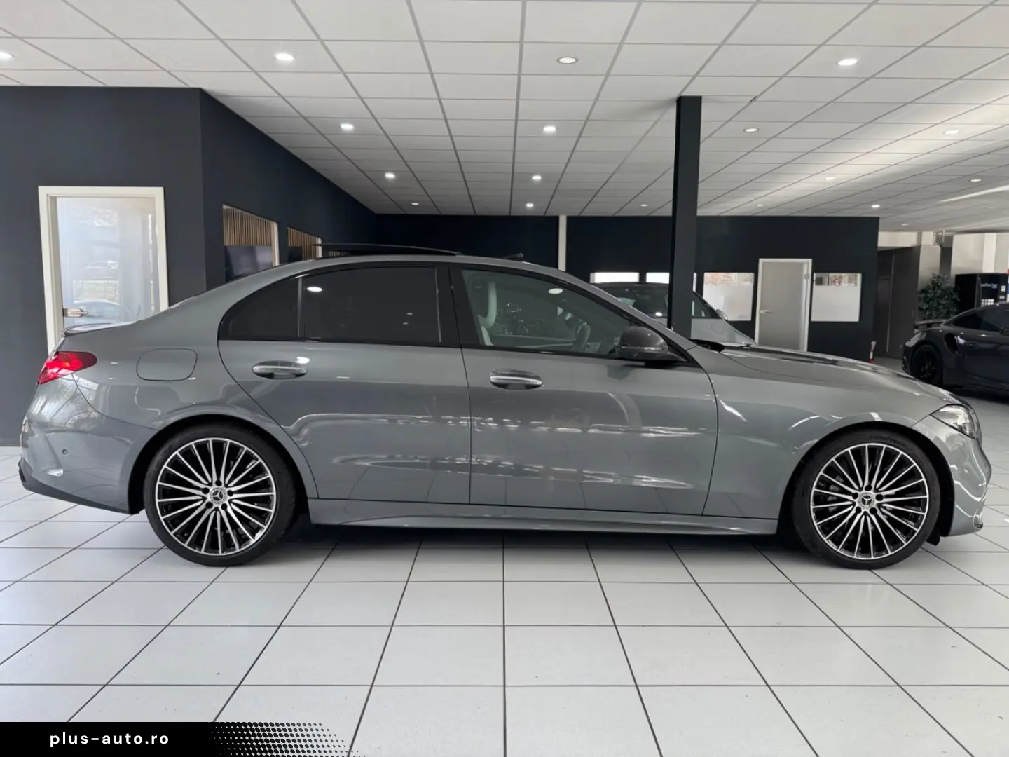 MERCEDES-BENZ C 200d  AMG-LINE PANO NIGHT AMBI