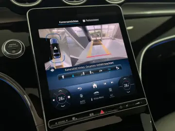 MERCEDES-BENZ C 200d  AMG-LINE PANO NIGHT AMBI