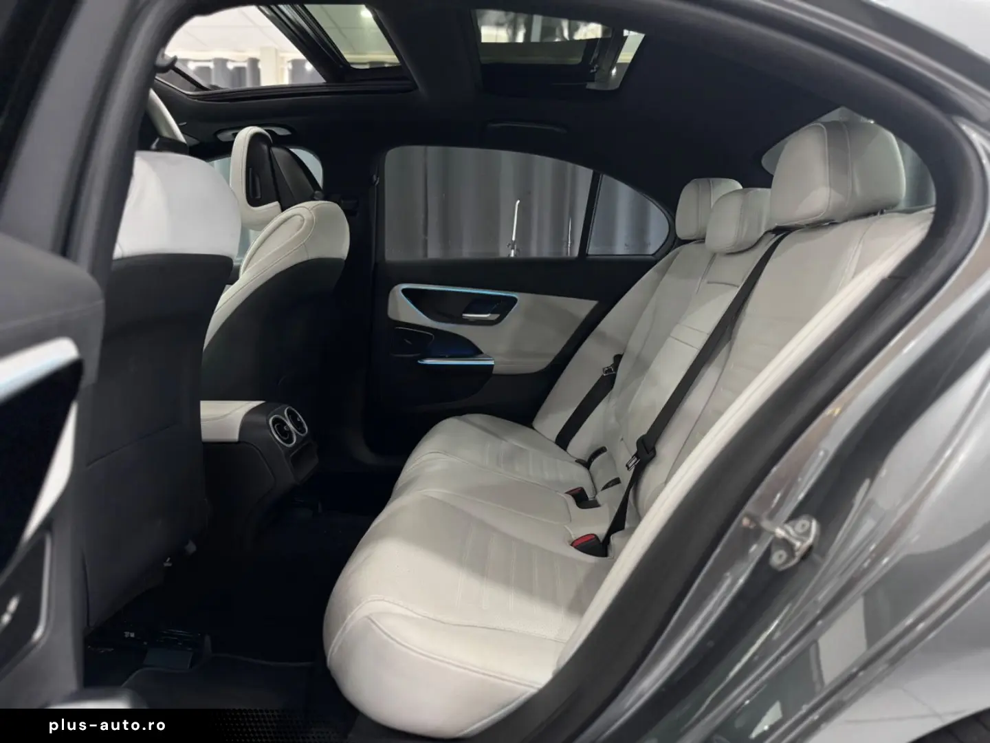 MERCEDES-BENZ C 200d  AMG-LINE PANO NIGHT AMBI