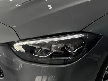 MERCEDES-BENZ C 200d  AMG-LINE PANO NIGHT AMBI