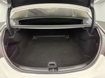 MERCEDES-BENZ C 300 Limo AMG LINE  DIGI-LiGHT PANO BURM 3D