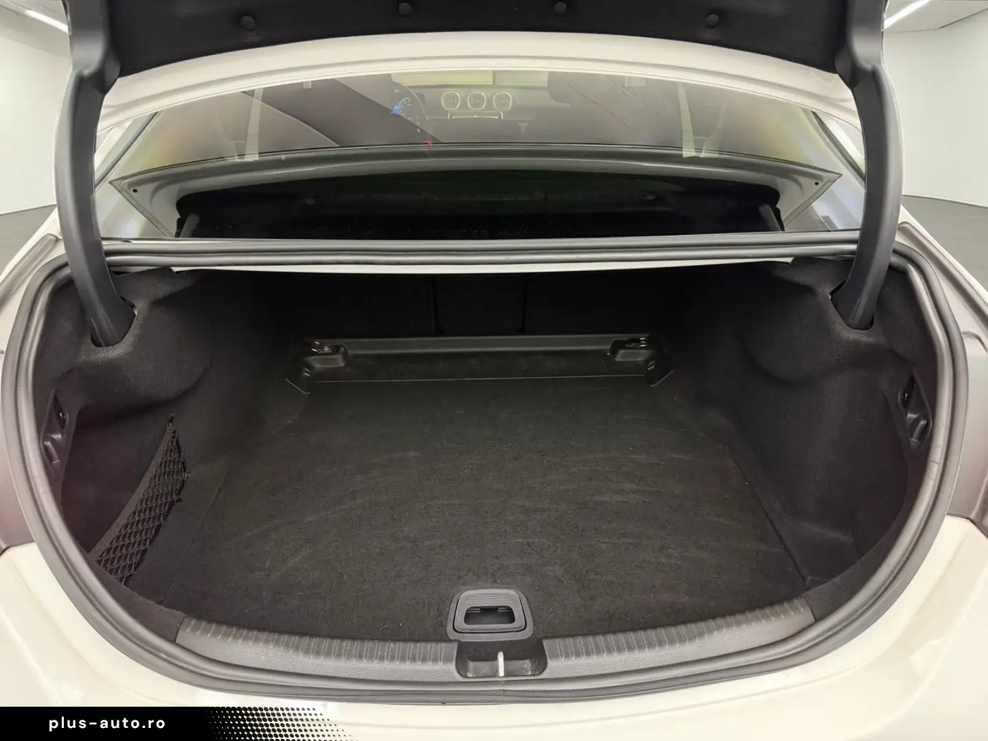 MERCEDES-BENZ C 300 Limo AMG LINE  DIGI-LiGHT PANO BURM 3D