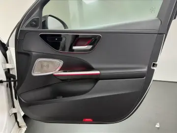 MERCEDES-BENZ C 300 Limo AMG LINE  DIGI-LiGHT PANO BURM 3D