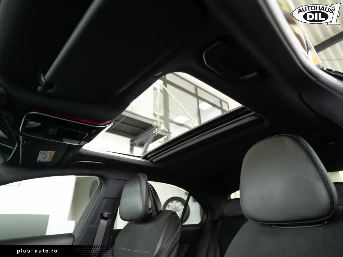 MERCEDES-BENZ C 300 e 9G-Tronic AMG  DISTR.  NIGHT 360 eGSD